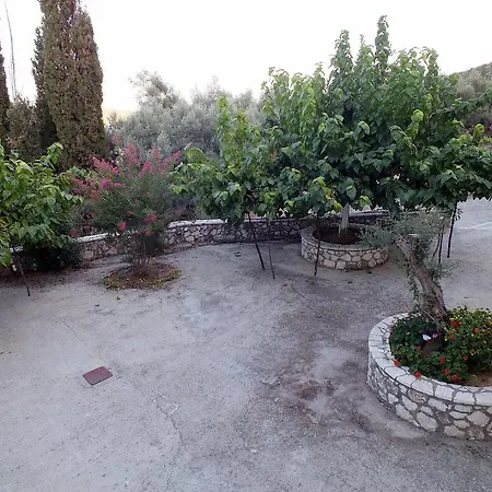 Evgenia Lefkada * Geni (Lefkada)