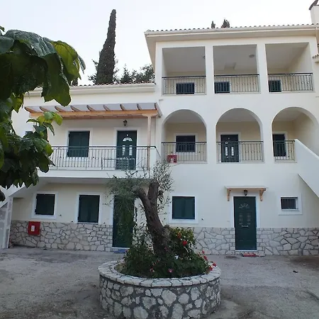 Evgenia Lefkada * Yénion